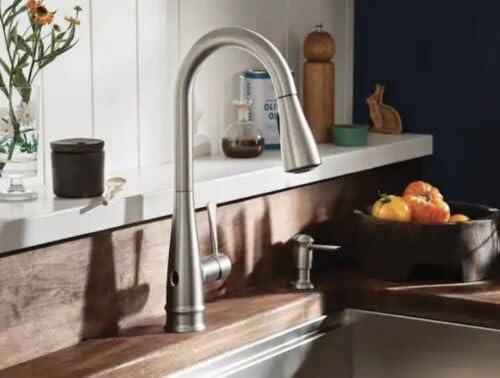 Moen Birchfield Touchless Single-Handle Pull-Down Sprayer Kitchen Faucet in Spot Resist Stainless