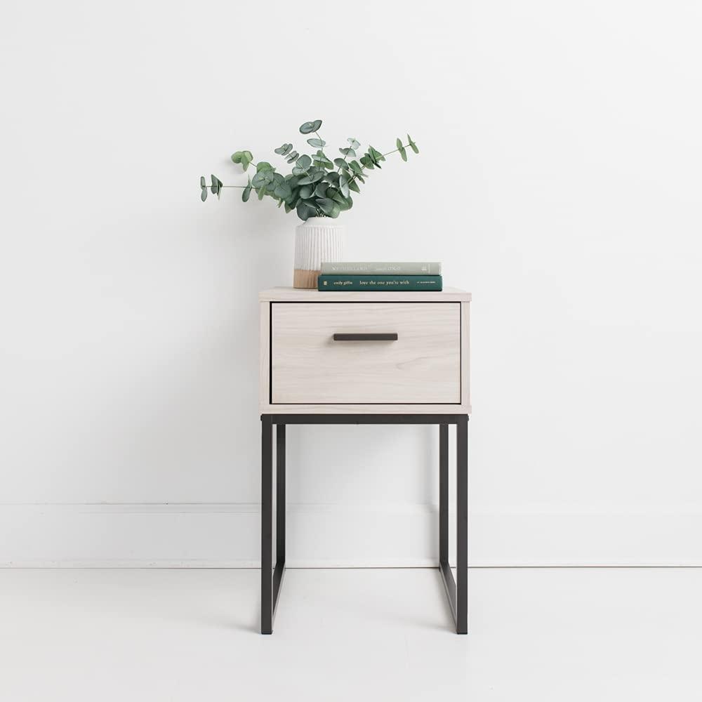 Socalle 1 - Drawer Nightstand in Gray
