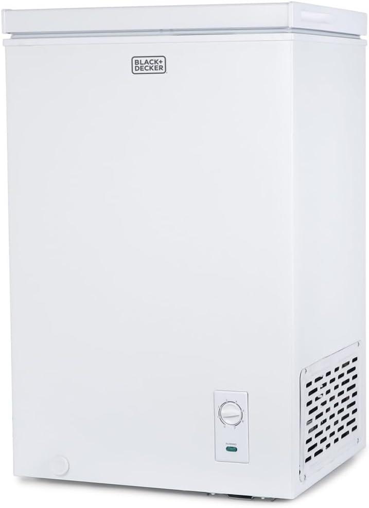 BLACK+DECKER BCFK Series BLACK+DECKER 2.7 Cu. Ft. Compact Chest Freezer, Deep Freezer Holds Up To 94.5 Lbs. of Frozen Food BCFK276