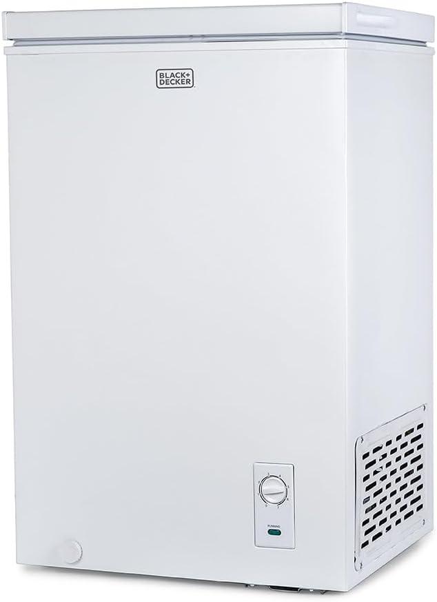 BLACK+DECKER BCFK Series BLACK+DECKER 2.7 Cu. Ft. Compact Chest Freezer, Deep Freezer Holds Up To 94.5 Lbs. of Frozen Food BCFK276