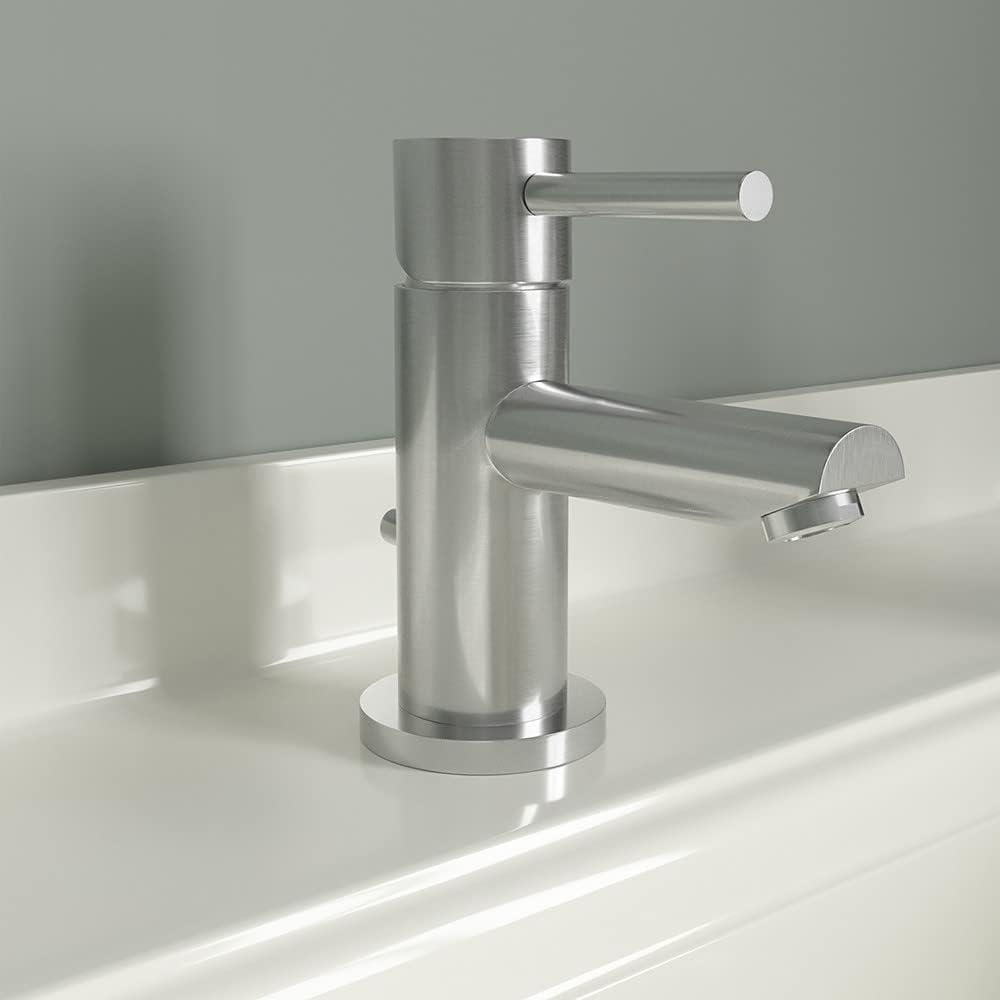 Eastport II Single Hole Bathroom Faucet with Drain Assembly