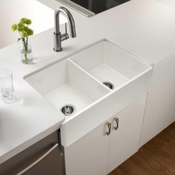 33'' White Fireclay Double Bowl Farmhouse Sink