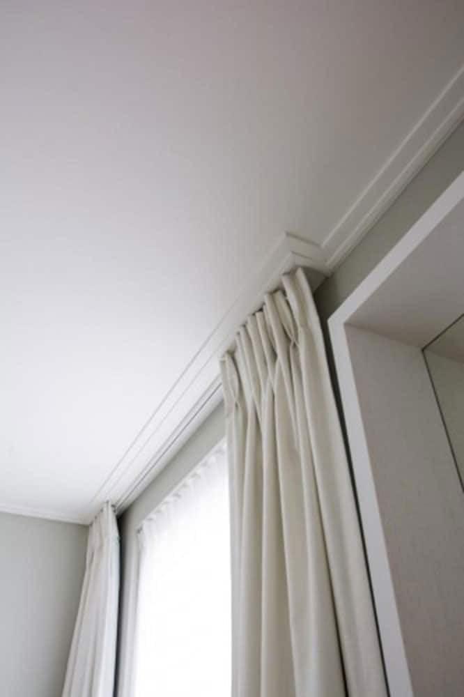 2-3/4 in x 1/2 in x 78-3/4 in Primed White Plain Polystyrene Crown Moulding (Set of 4)