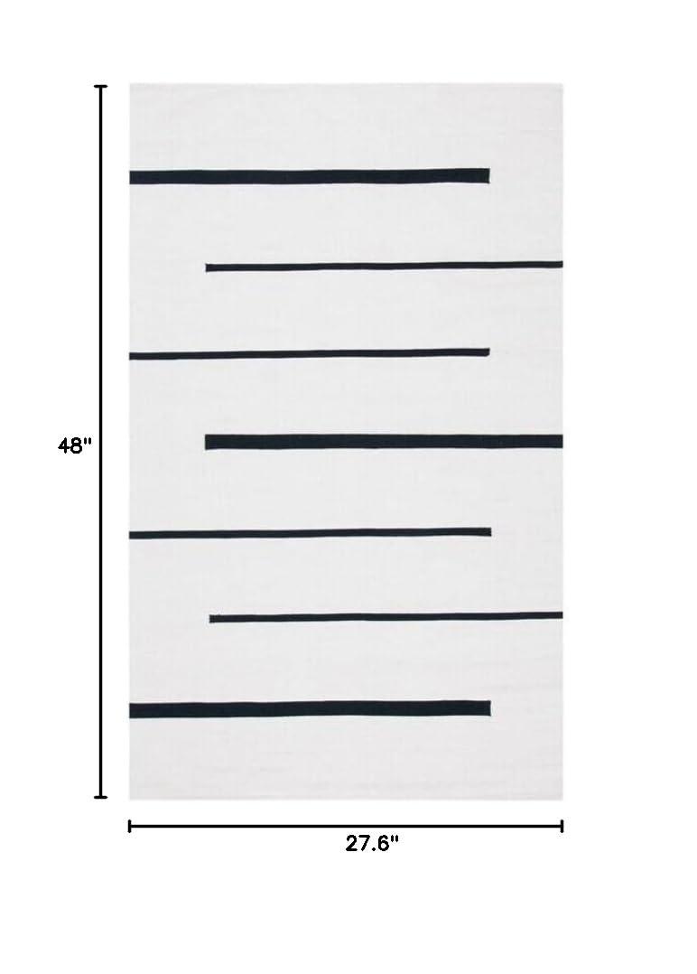 Montauk MTK311 Hand Woven Indoor Accent Rug - Ivory/Black - 2'3"x4' - Safavieh