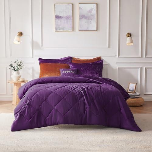 Intelligent Design Felicia Crushed Velvet Comforter Set with Throw Pillow
