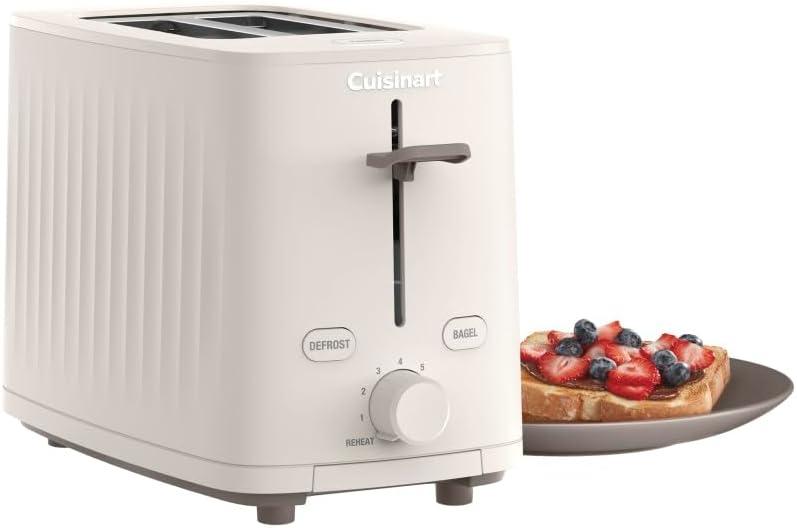 Cuisinart ® SoHo 2-Slice Toaster
