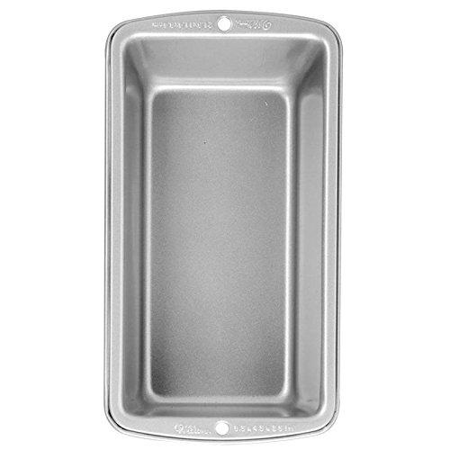 Wilton Wilton 191003159 Recipe Right Non-Stick Medium Loaf Pan, Silver