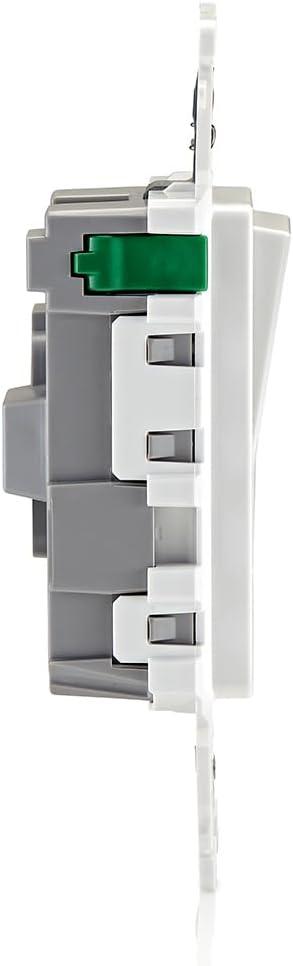 Leviton Decora Edge 15 amps Single Pole Rocker Rocker Switch White 1 pk