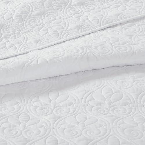 Quebec Reversible Quilt Set