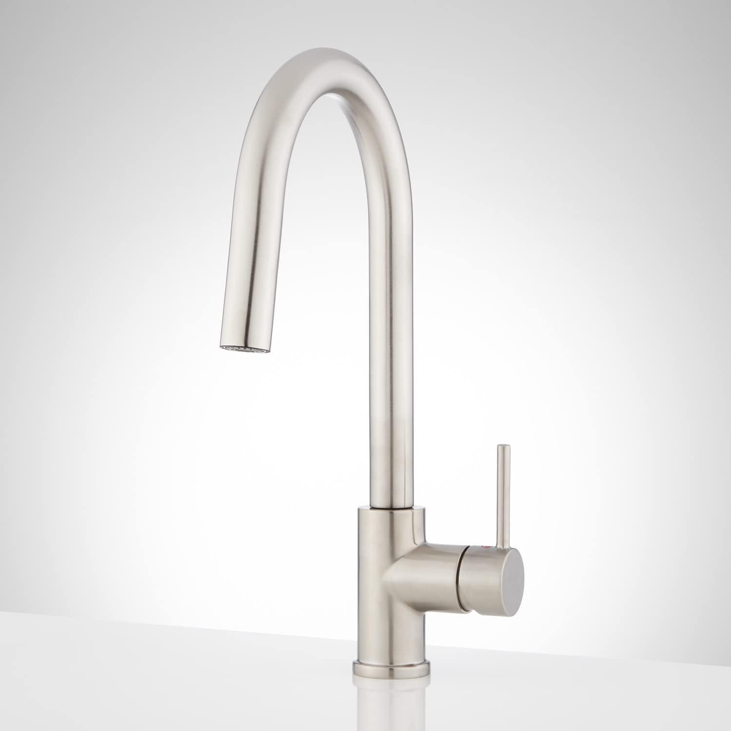 Stainless Steel Single Handle Pull-Down Kitchen Faucet