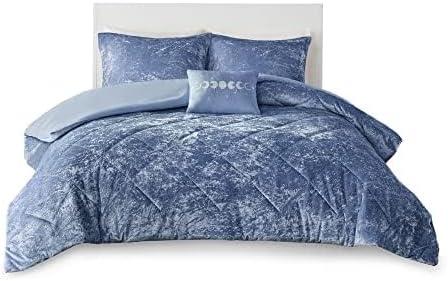 Felicia Crushed Velvet Quilted Duvet Set with Throw Pillow