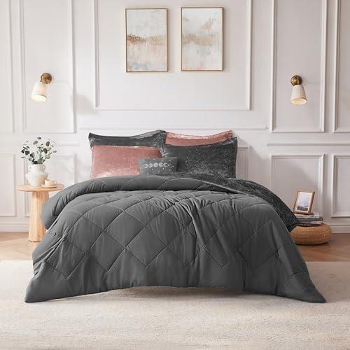 Intelligent Design Felicia Crushed Velvet Comforter Set with Throw Pillow