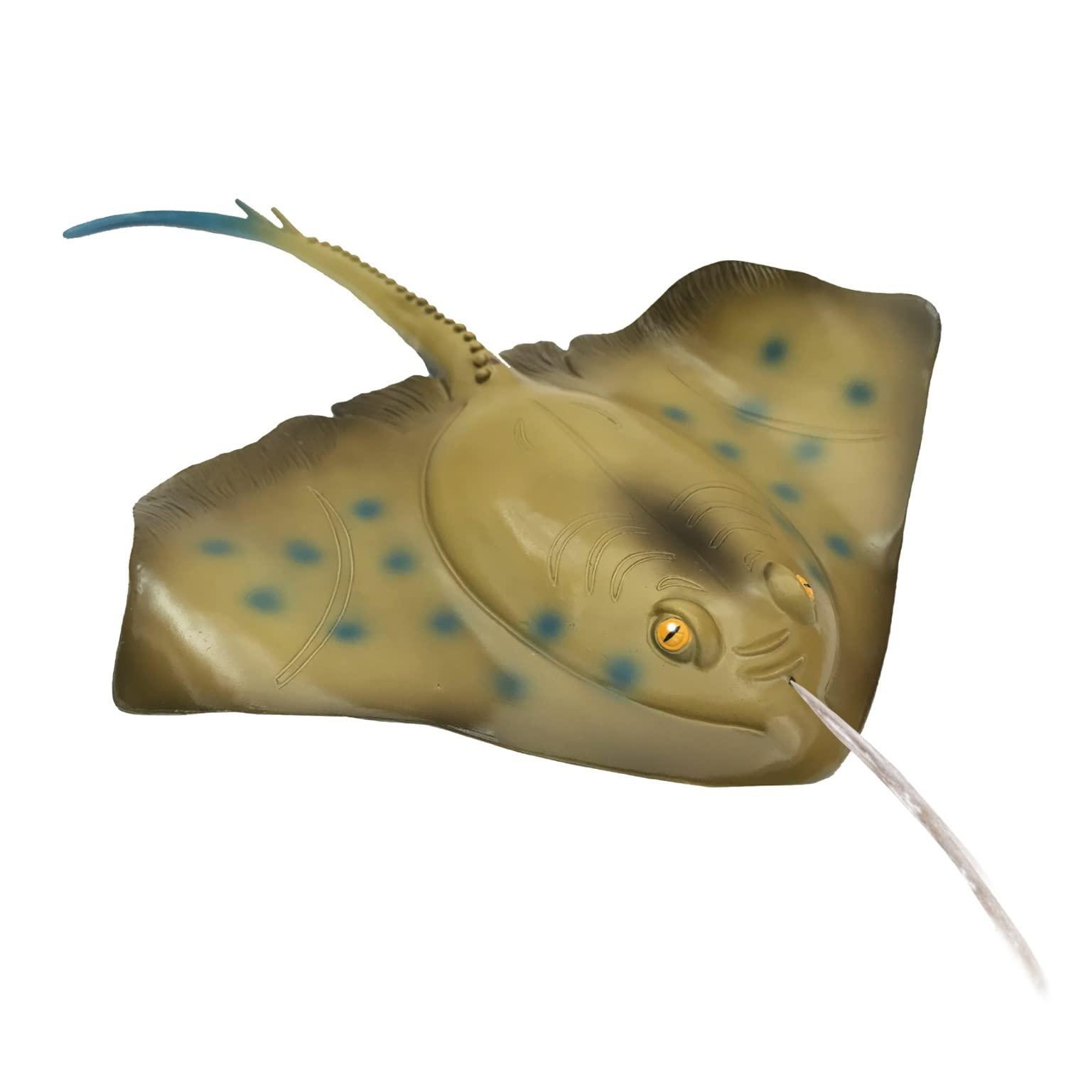 Bath Squirts - Stingray from Deluxebase. Sting Ray Animal Bath Toy for Kids. Ocean Themed Squirting Bath Toys for Water Play, Pool Toys and Bathtub Toys. Great Gifts for Kids and Kids Bath Toys.