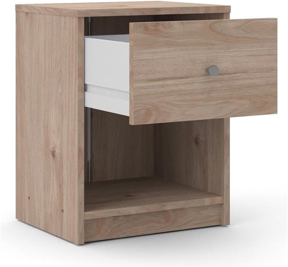 4 Piece Bedroom Set in Jackson Hickory