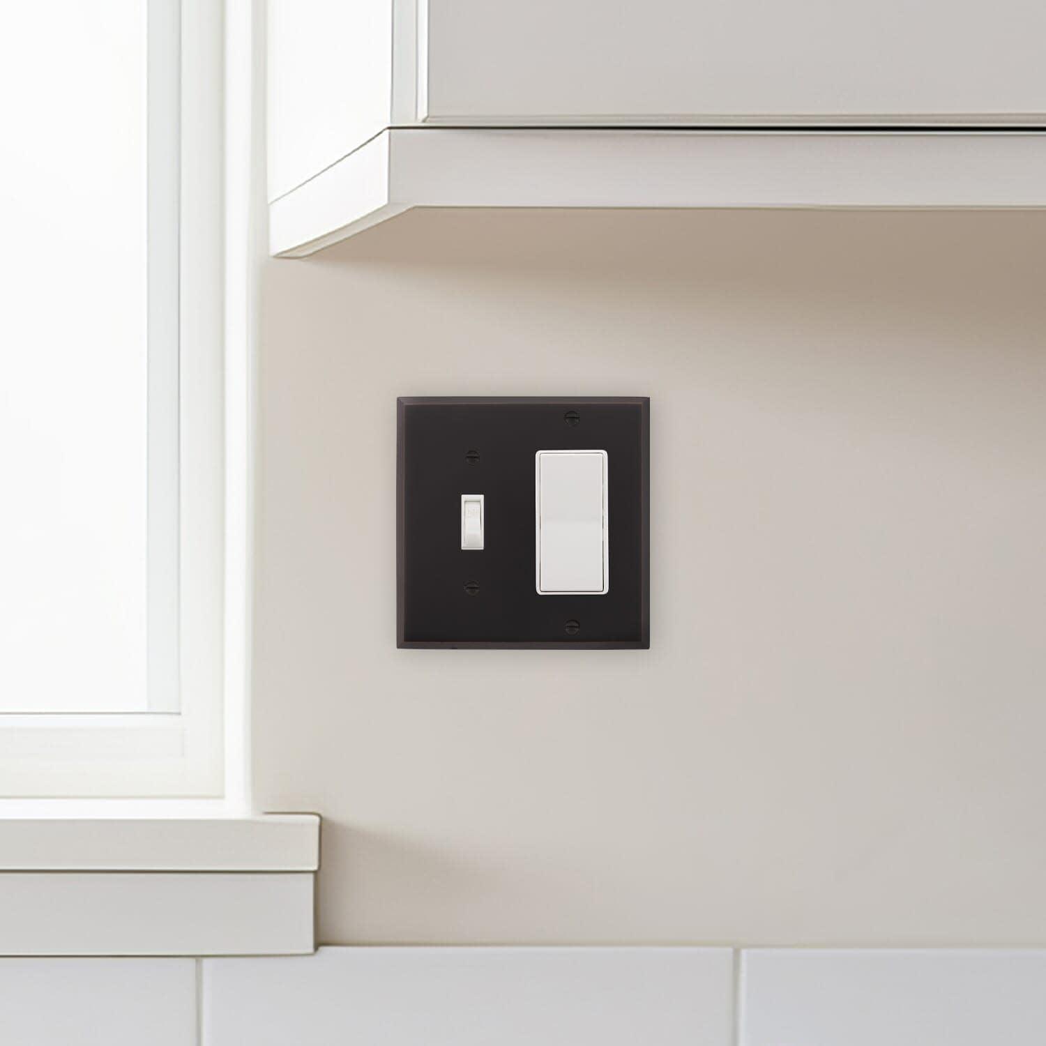 New York 2-Gang Toggle Light Switch / Rocker Combination Wall Plate