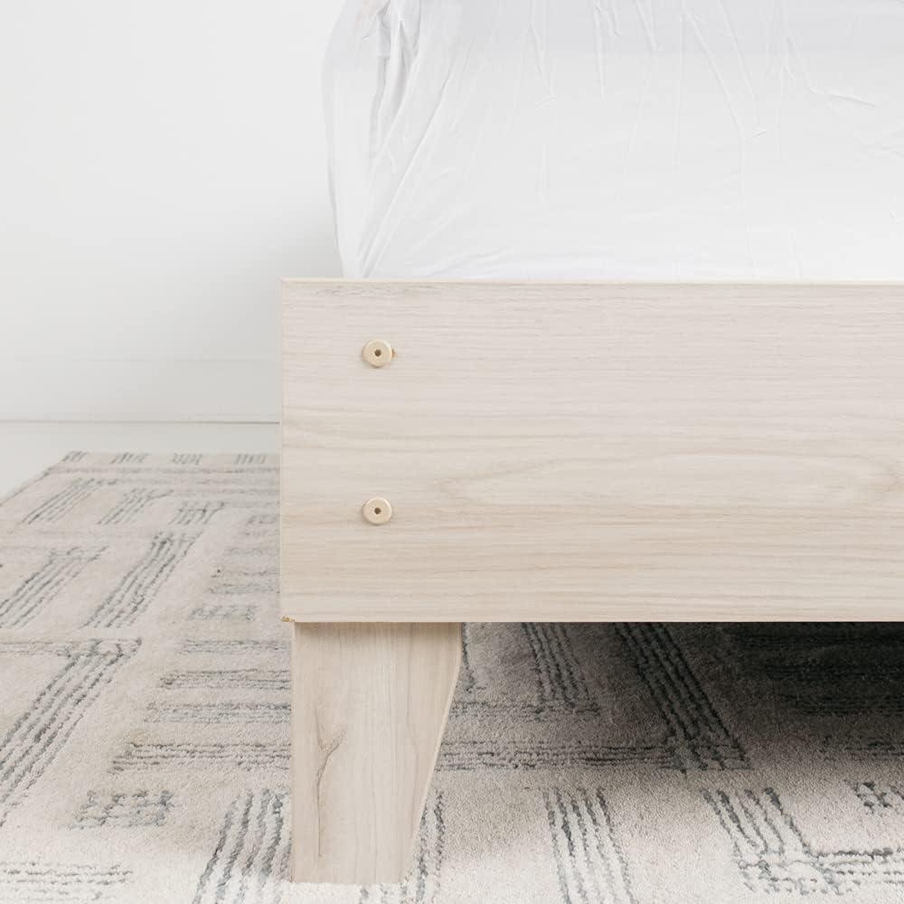 Queen Socalle Platform Bed Natural - Signature Design by Ashley