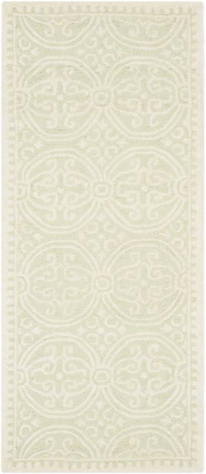 Light Green/Ivory Hand-Tufted Moroccan Wool Area Rug, 2'6" x 4'