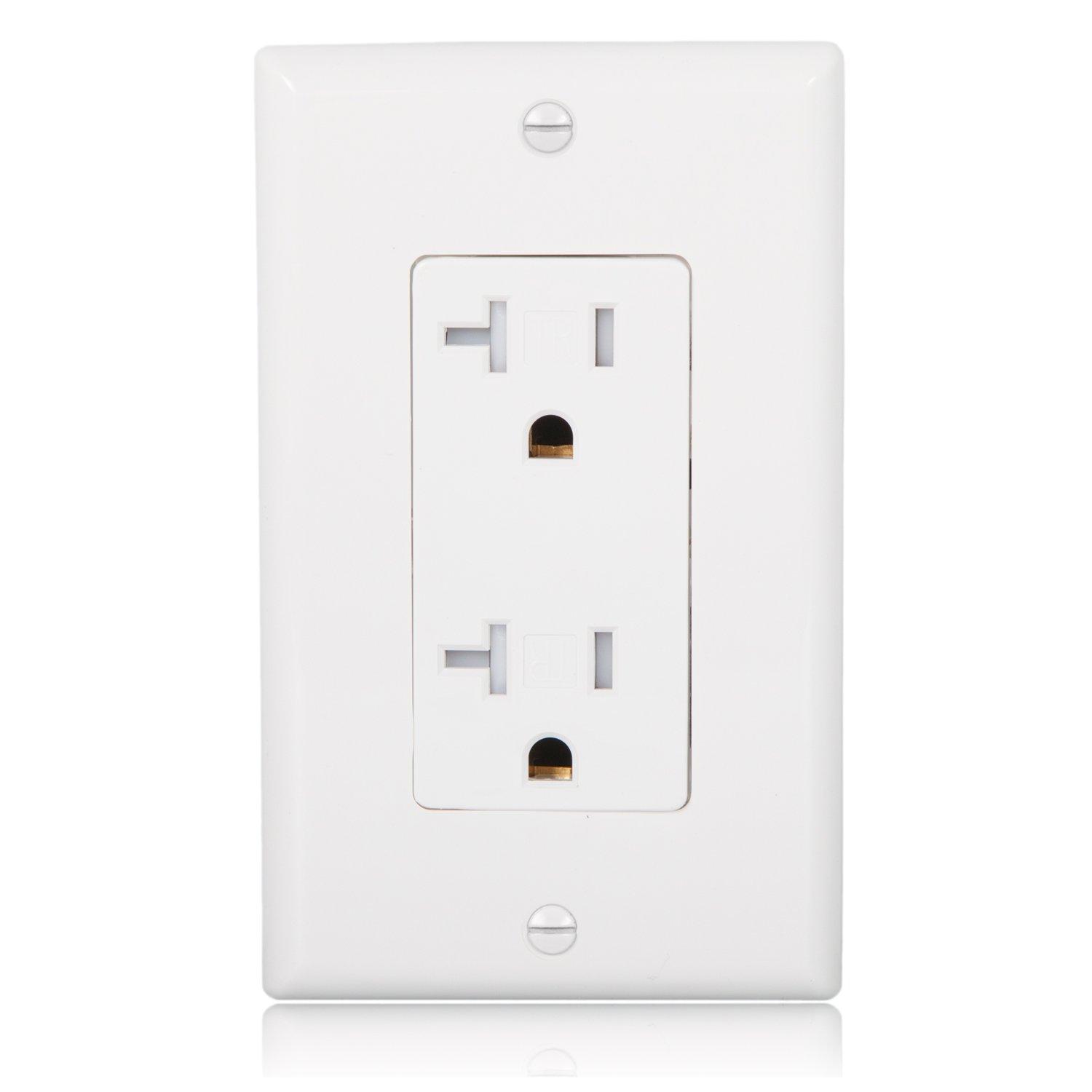 Maxxima 20A, 125V White Duplex Receptacle Electrical Outlet 10 Piece Pack