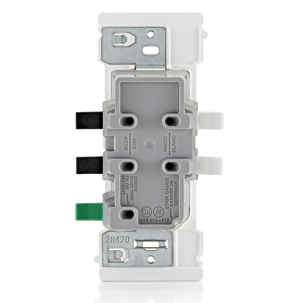 Leviton  Decora Edge 15A, 125 V Tamper Resistant Outlet 5-15 R, White