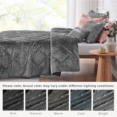 Intelligent Design Felicia Crushed Velvet Comforter Set with Throw Pillow