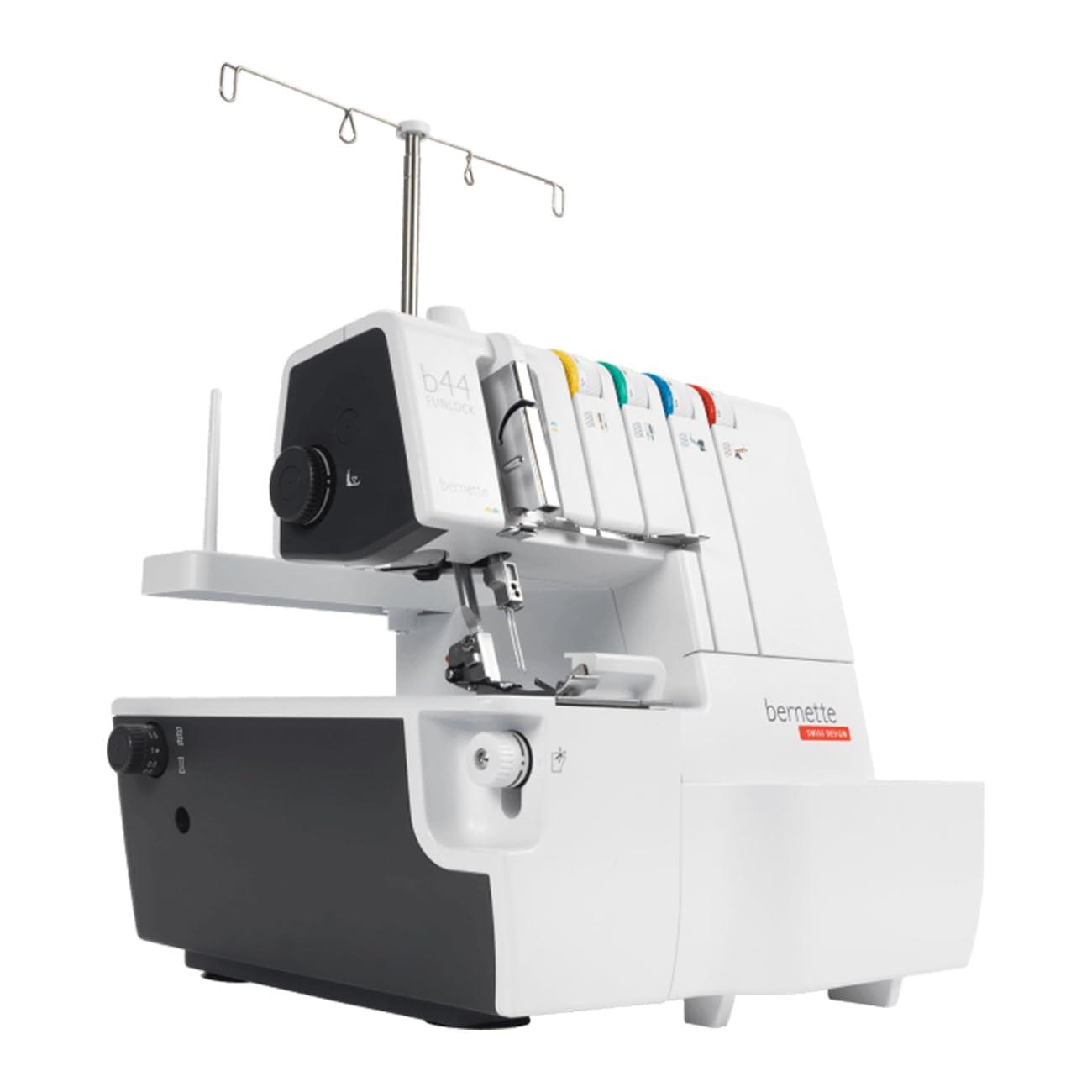 Bernette Funlock 44 Serger
