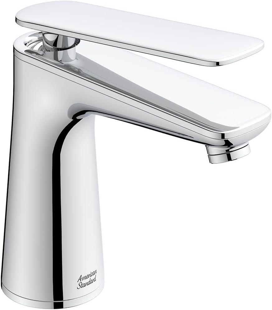 Polished Chrome Single-Handle Bathroom Faucet with Drain Assembly