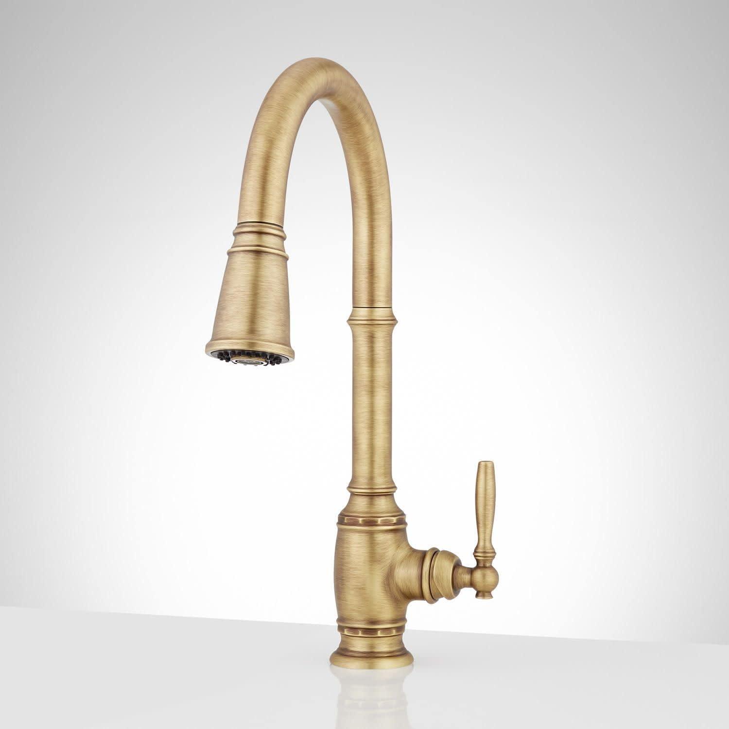 Finnian Pull-Down Kitchen Faucet