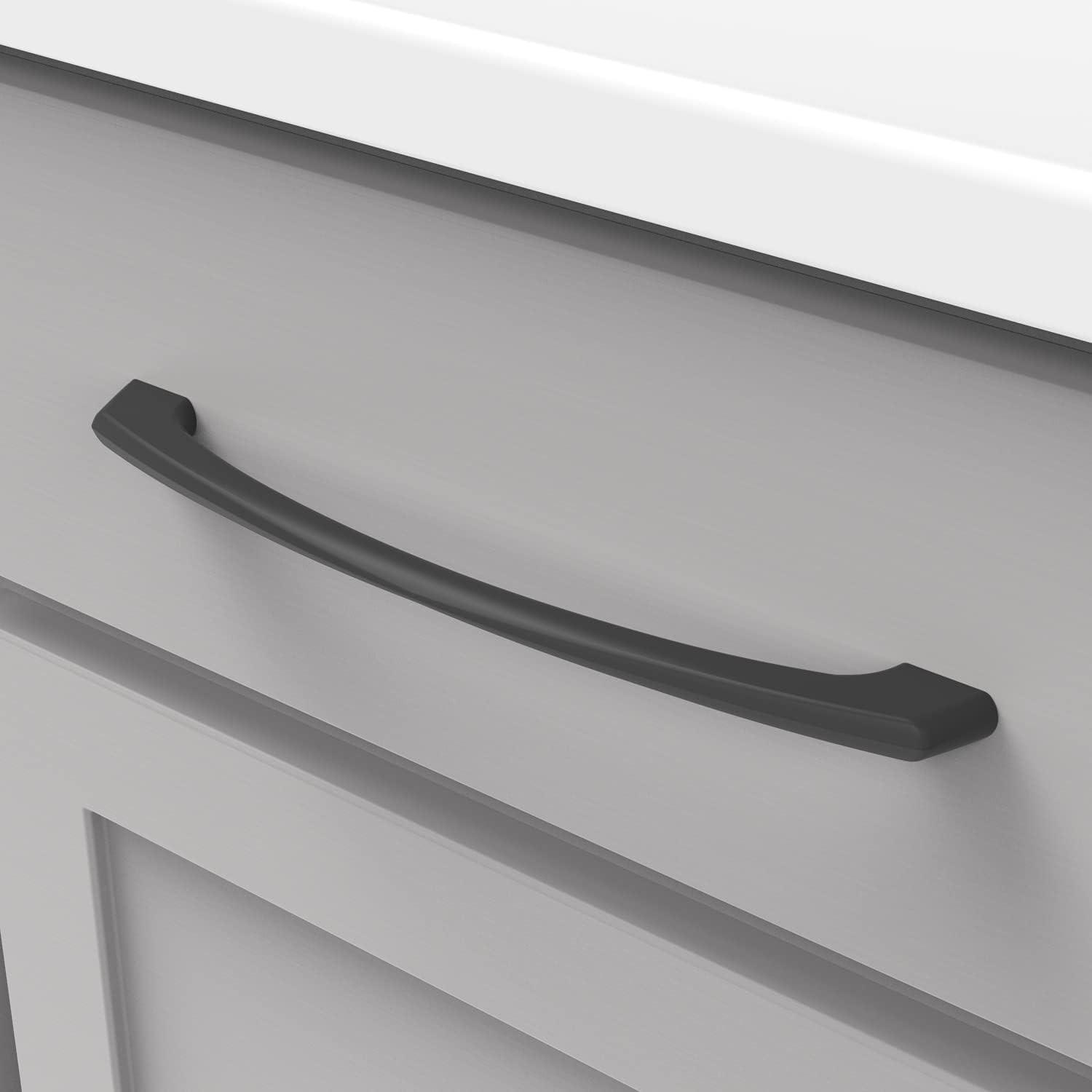 Greenwich Kitchen Cabinet Handles, Solid Core Drawer Pulls for Cabinet Doors, 8-13/16" (224mm)