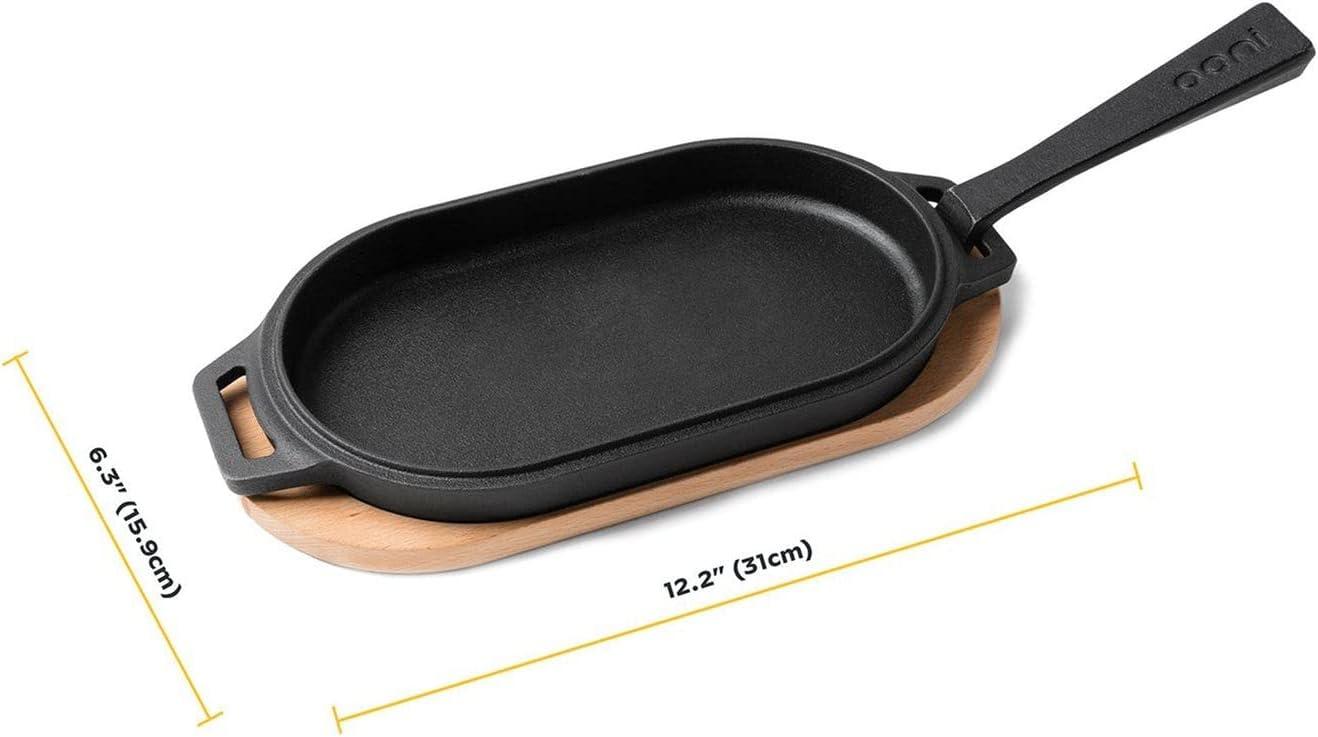 Black Cast Iron Sizzler Pan with Bamboo Trivet