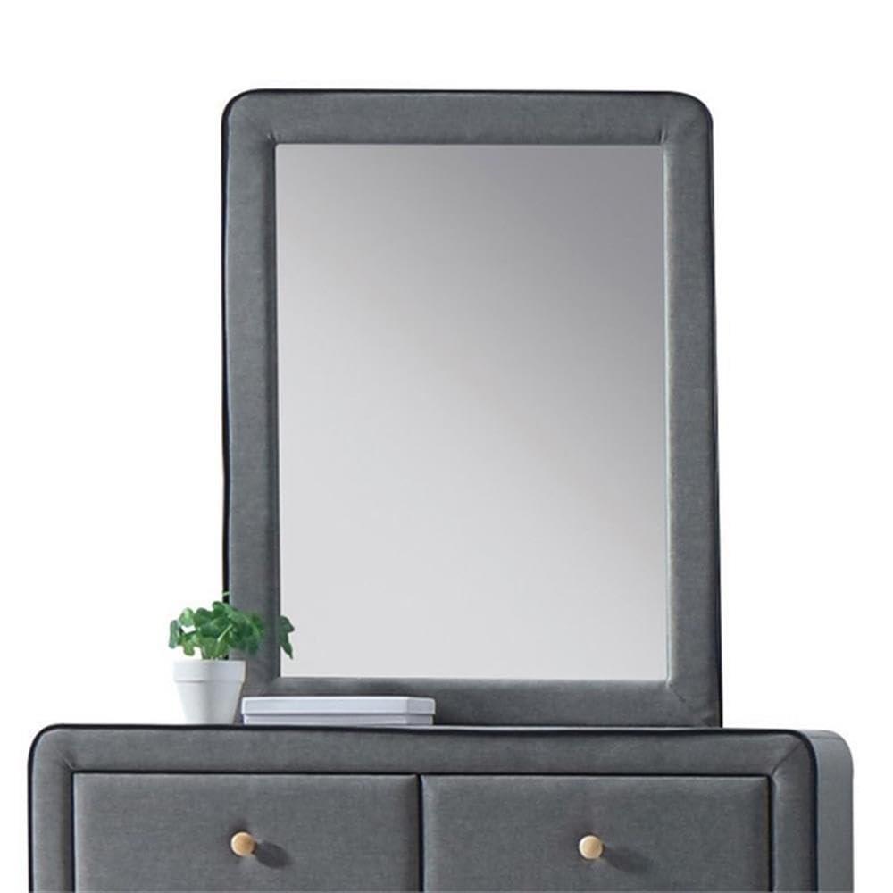 Valda Mirror