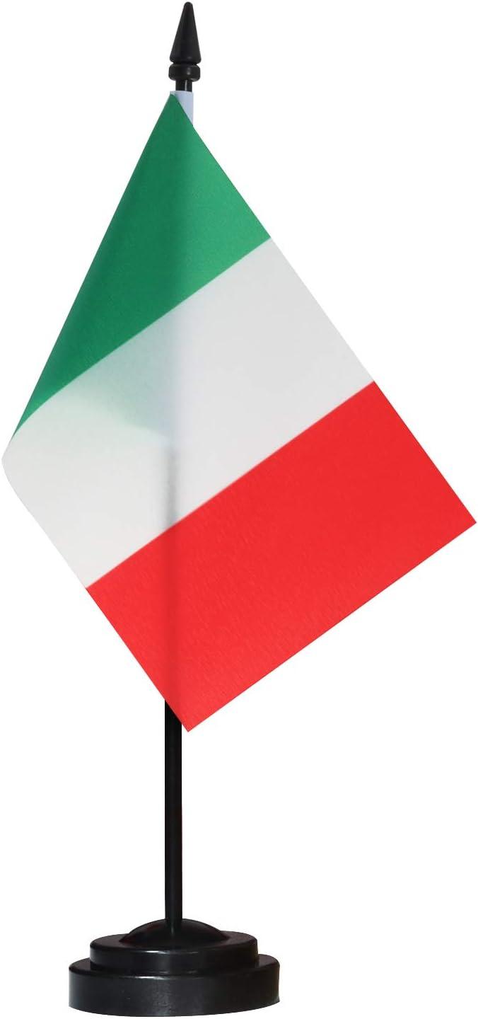 Italy Miniature Desk Flag with Black Base and Pole