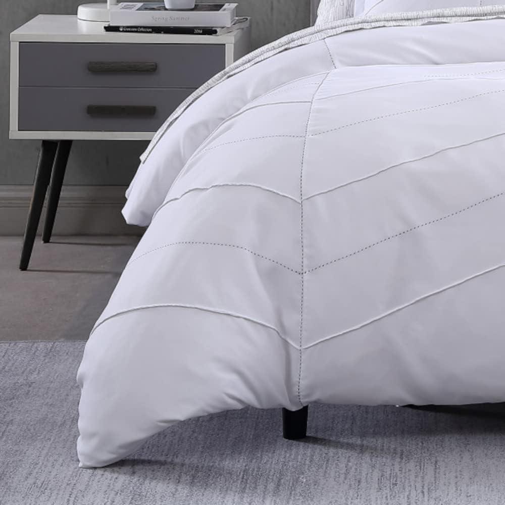 White Chevron Pintuck Full/Queen Duvet Cover Set