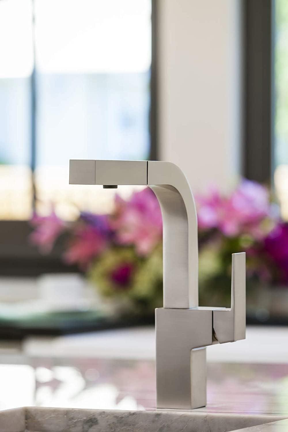 Mid-Town Single Handle Pull-Out Kitchen Faucet