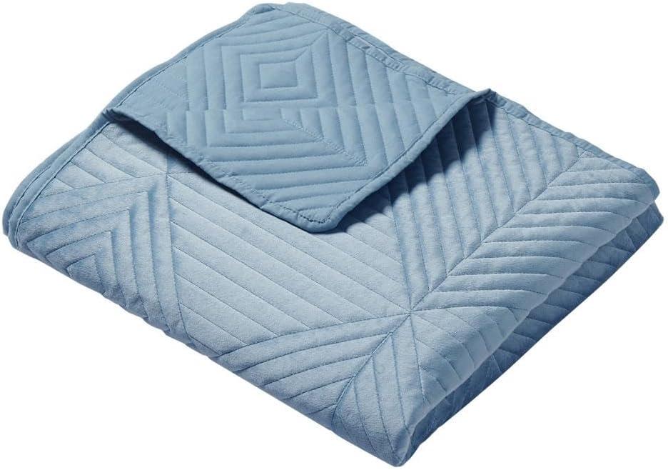 Greenland Home Fashions Riviera Velvet Quilted Throw