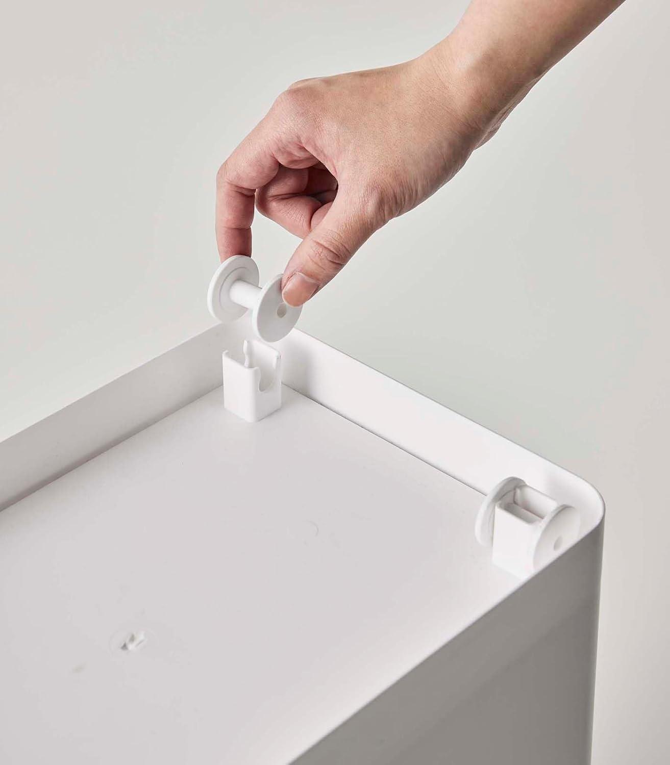 Yamazaki Home Airtight Pet Food Extra Large Storage Container With Transparent Lid, 6.6 gallons