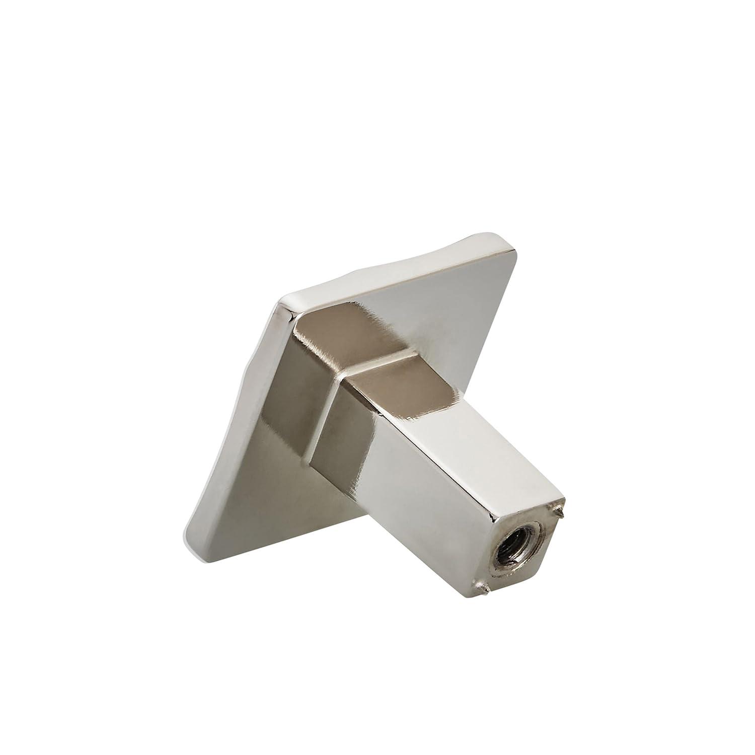 Kamari 1 3/16" Length Square Knob