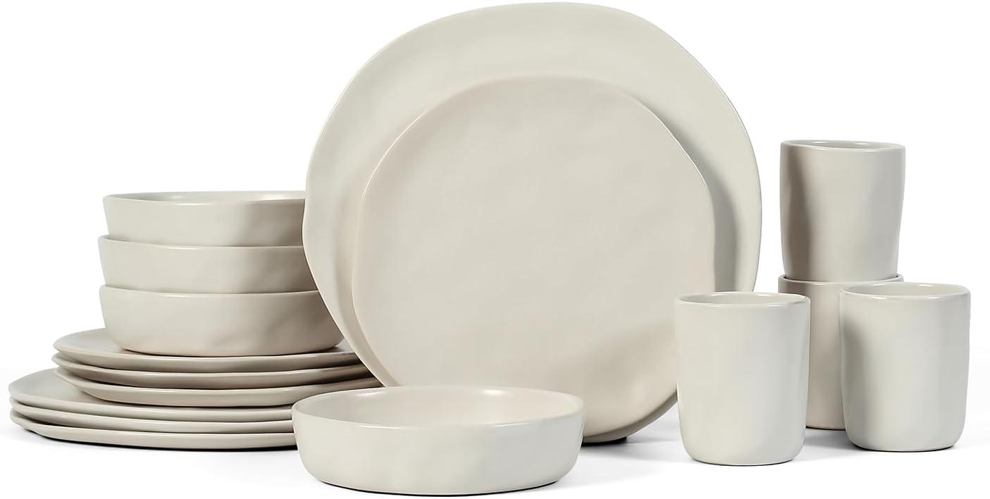 Hekonda Beige and White Ceramic 32-Piece Dinnerware Set