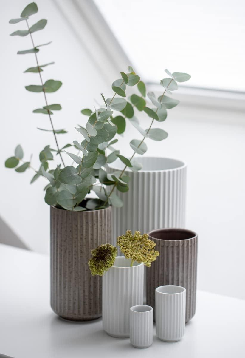 White Fluted Porcelain Decorative Table Vase