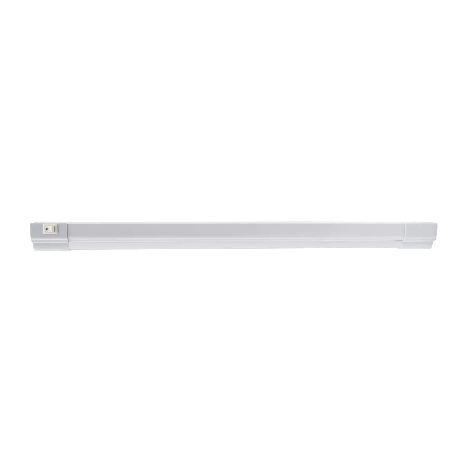 Maxxima 18 inch LED Under Cabinet Light 900 Lumens Warm White 3000K White On Off Switch Plug in