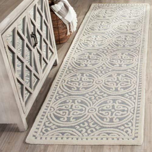 Cambridge CAM123 Hand Tufted Area Rug  - Safavieh