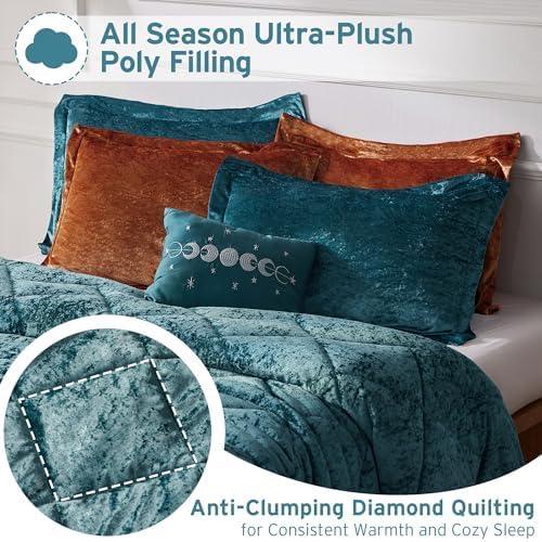 Intelligent Design King/Cal King Size Comforter Sets, 4-Piece Velvet Bedding Set for All Seasons, Teal Comforter Bed Set with Decor Pillow