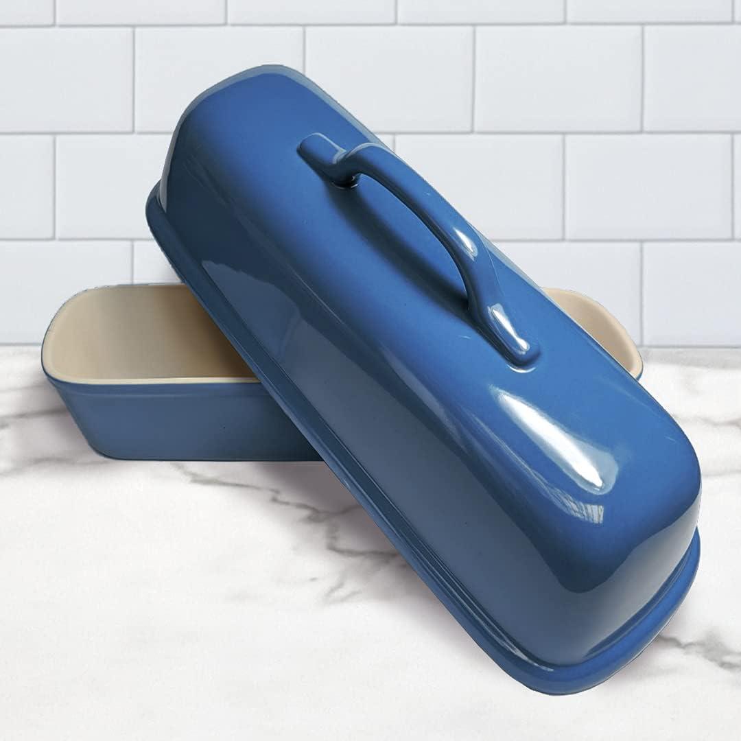 Sassafras Superstone® Covered Bread Baker with Lid - Bisque Glazed Exterior and Unglazed Interior Stoneware Bakeware - Bakes an Artisan Italian Bread with Crusty Crust and a Light Crumb