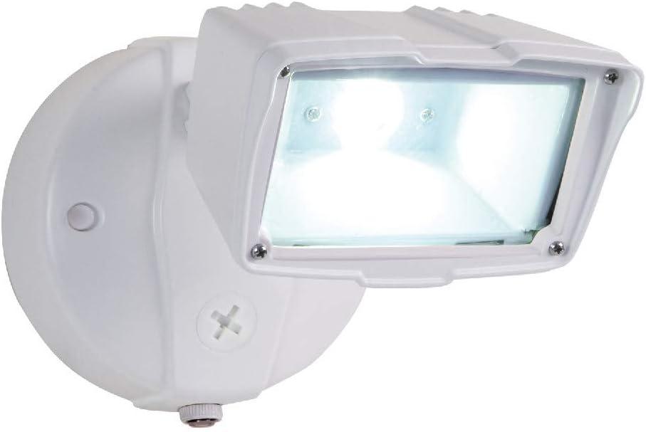 Halo FSS153TWH Outdoor Integrated LED Single Head Security Flood Light, 1500 lumens, Adjustable Color temperature, 3000K 4000K or 5000K, 17 Watts 70,000 hour Die-Cast Aluminum, White LED Floodlight