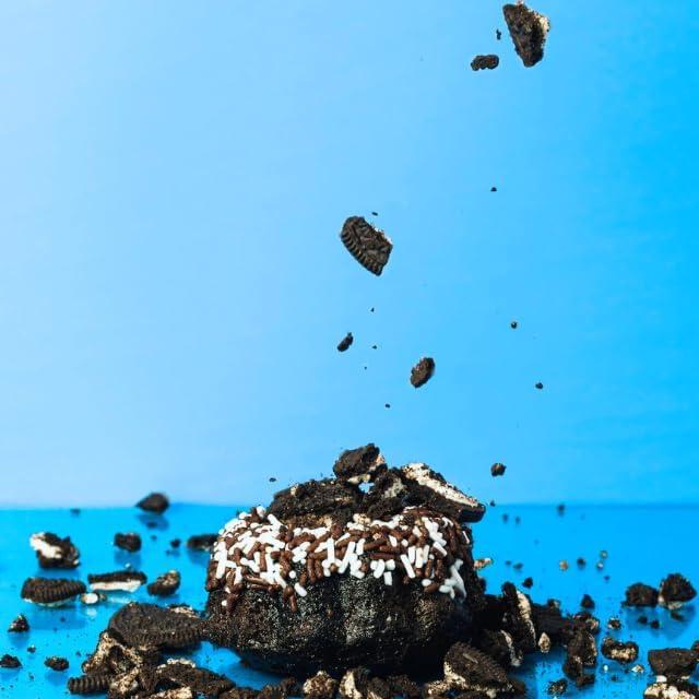 Sendacake White & Gold Foil Celebration Explosion Flying Butterfly Surprise, Cake & Flowers Gift Box