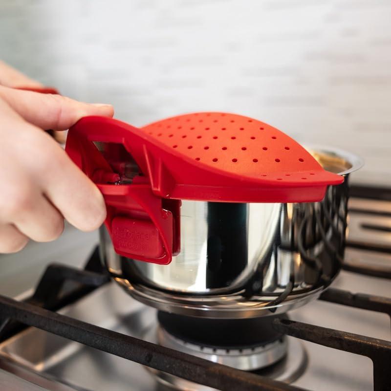 Chef's Planet Strainer - Pasta Strainer, Strainers for Kitchen, Food Strainer, Kitchen Strainer, Grease Strainer, Pot Strainer, Handy Pan, Clip on Strainer for Pots, Household Gadgets (Red)
