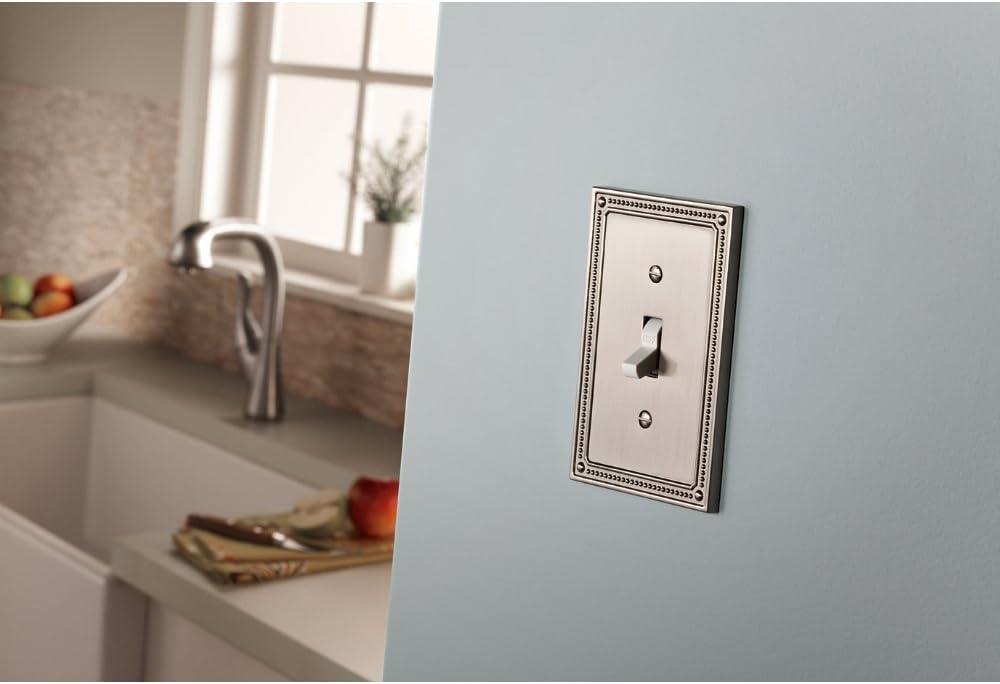 Classic Beaded 1-Gang Duplex Outlet Wall Plate