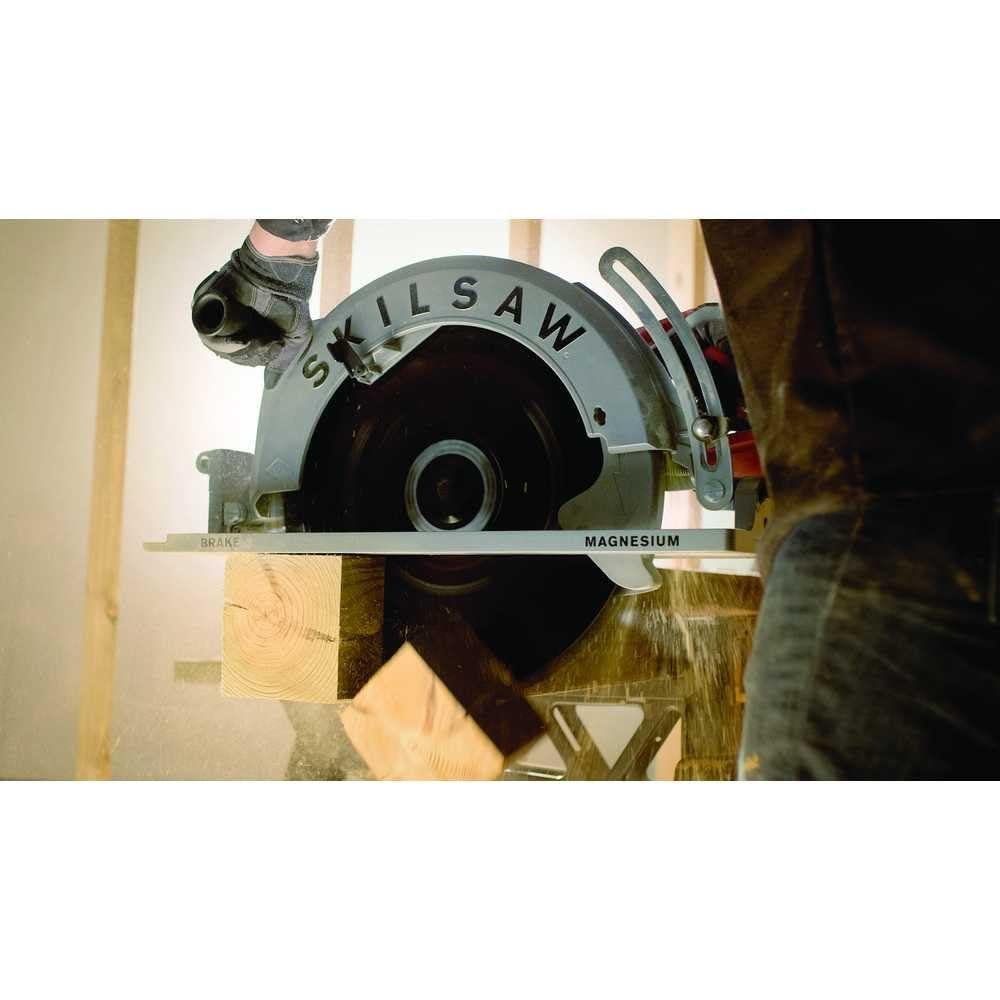 SKILSAW SPT70V-11 16-5/16 in. Magnesium SUPER SAWSQUATCH Worm Drive Saw