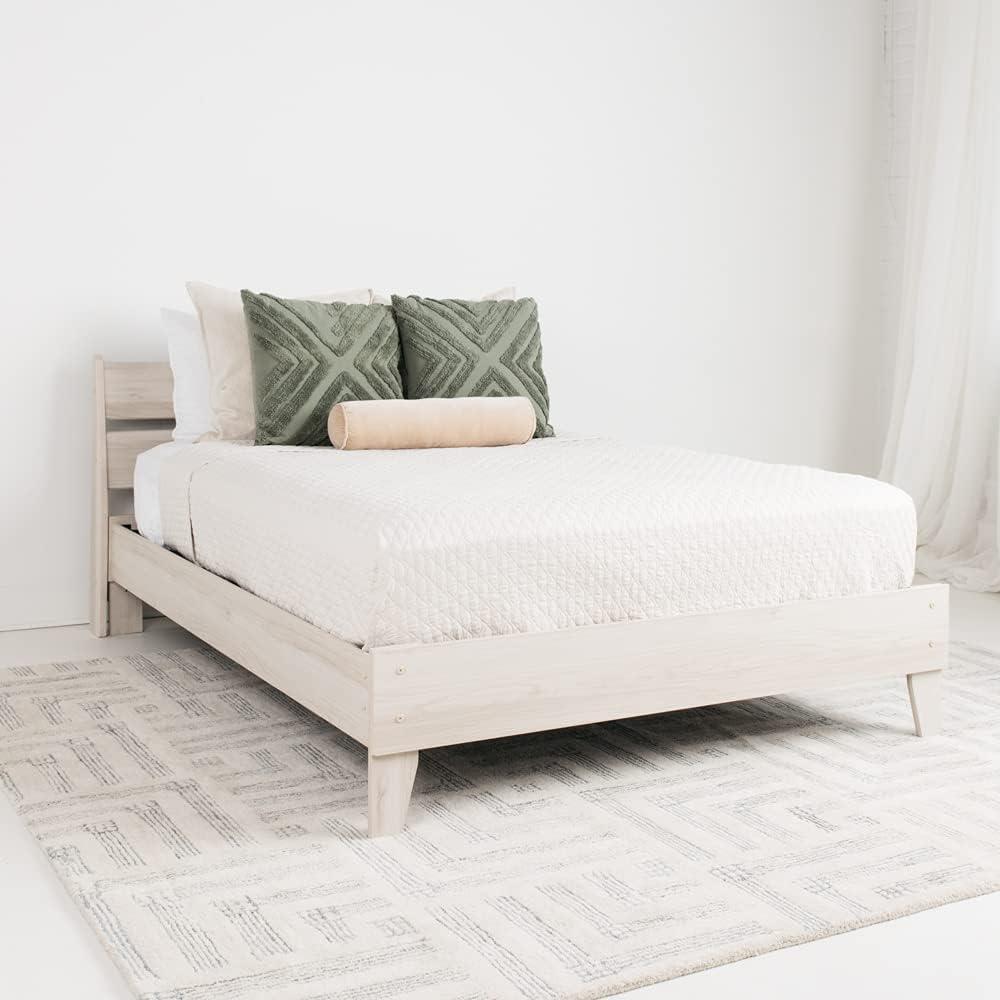 Queen Socalle Platform Bed Natural - Signature Design by Ashley