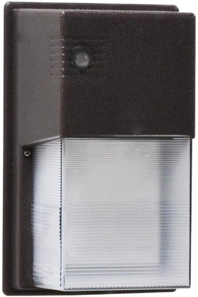 Nuvo 65-062 - LED Entrance Light; 13 Watt;  Bronze Finish; 120V; Photocell