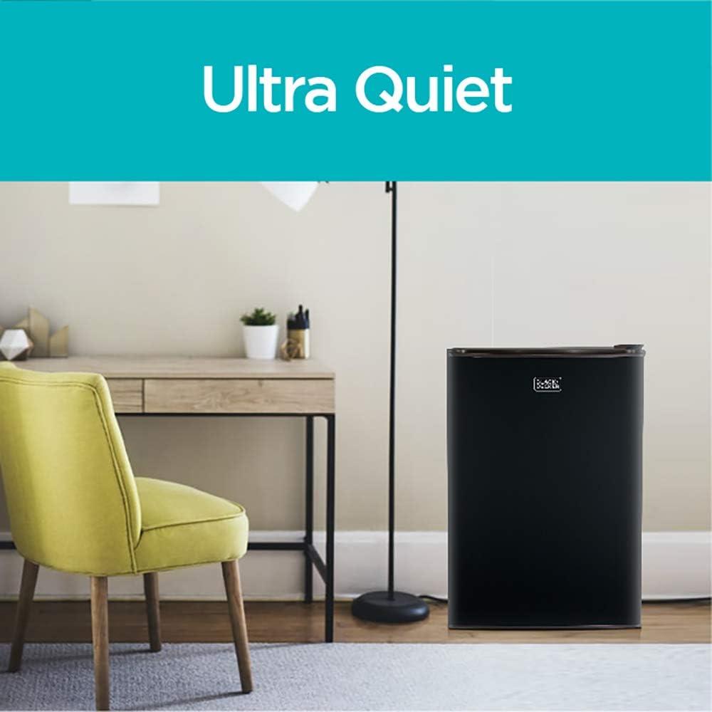 BLACK+DECKER Compact Refrigerator 3.2 Cu. Ft. with True Freezer, Black